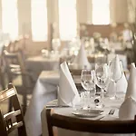 Quality Hotell 4*